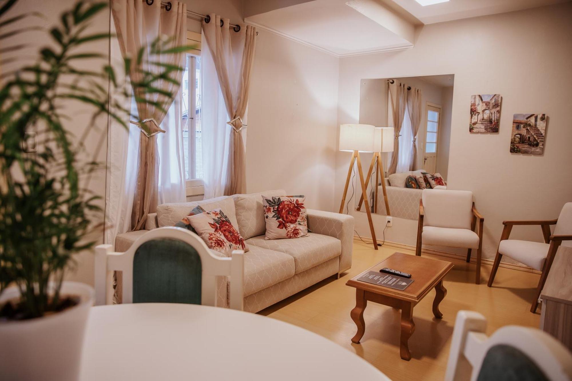 Suica Centro Guest house *